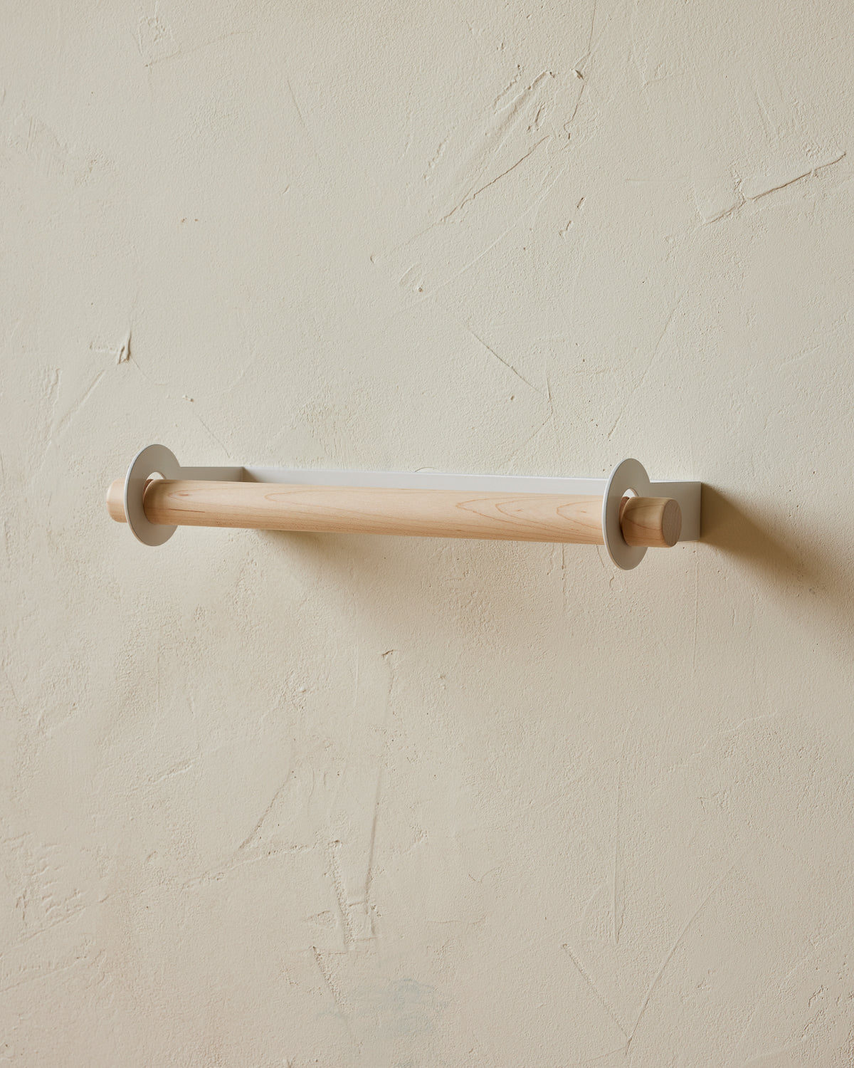 Roland Paper Towel Holder