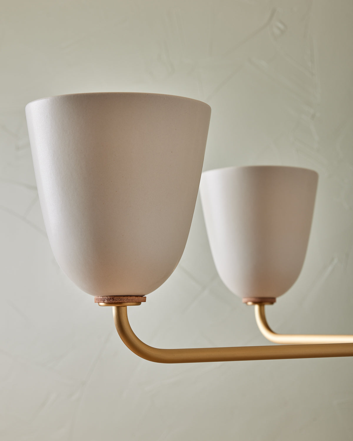 #shade-finish_dove #metal-finish_satin brass