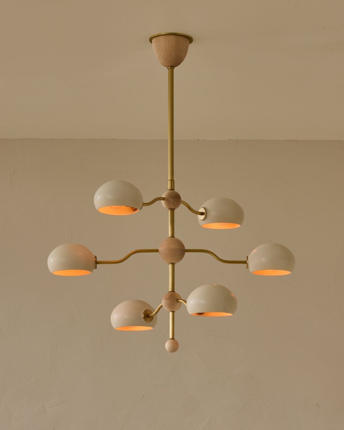 #shade-color_dove #Metal-+-Wood-Finish_Satin Brass / Clear Maple