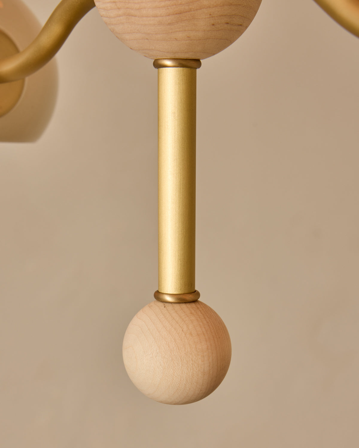 #shade-color_cream #Metal-+-Wood-Finish_Satin Brass / Clear Maple