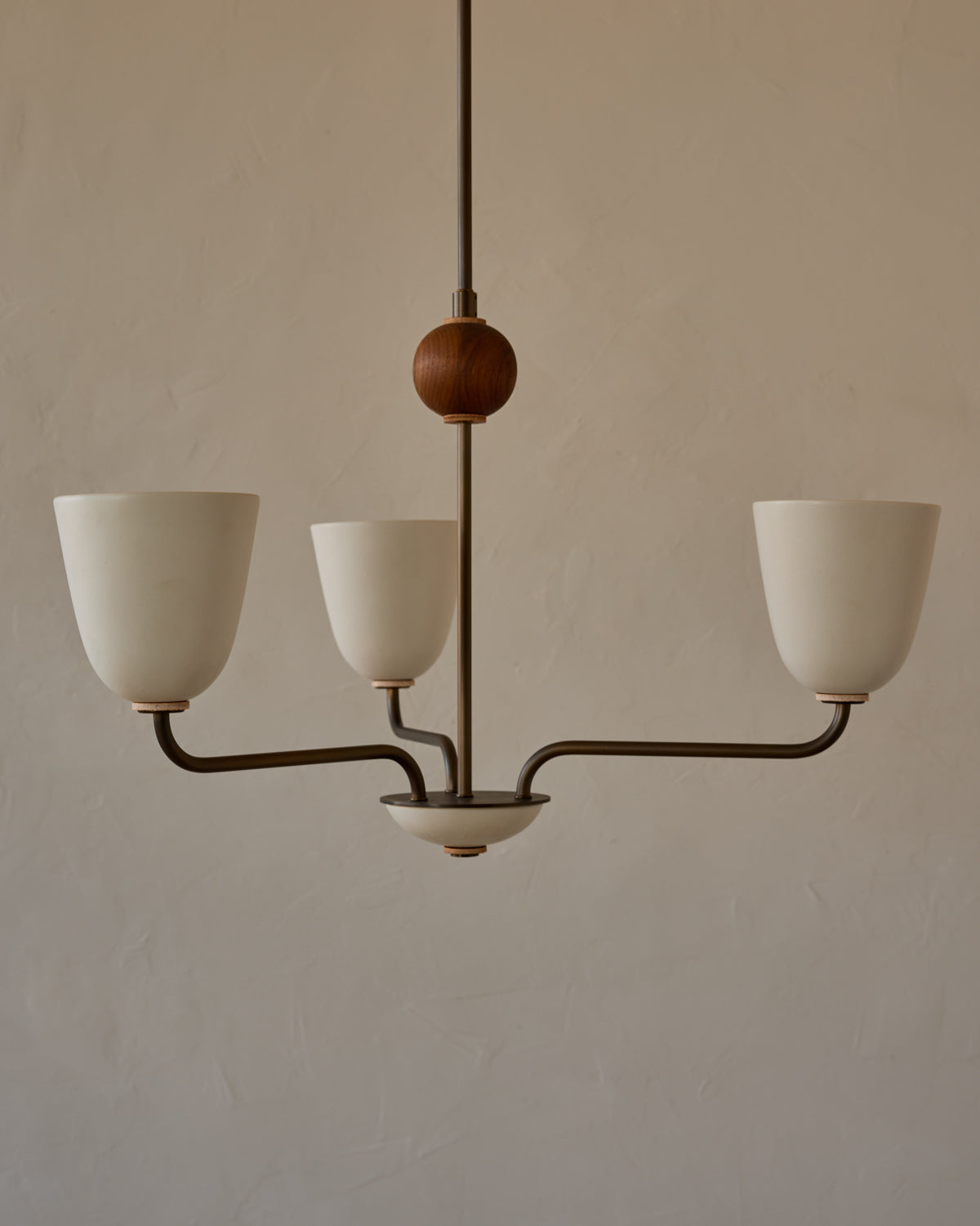 #shade-finish_dove #metal-finish_antique brass