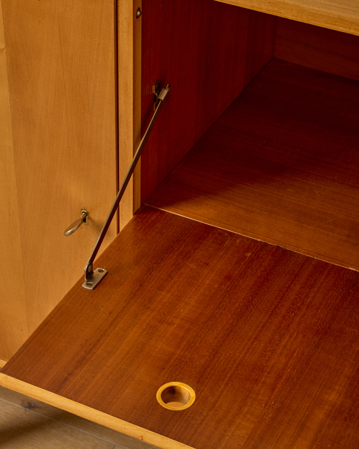 Sideboard by Cor Alons