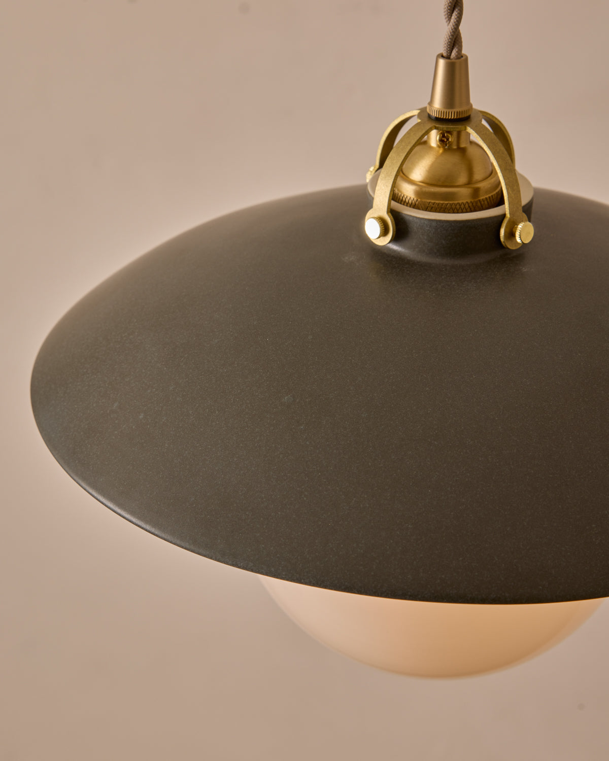 #shade-finish_almost black ceramic #Cord-Color---Glass_Beige Cord - White Globe