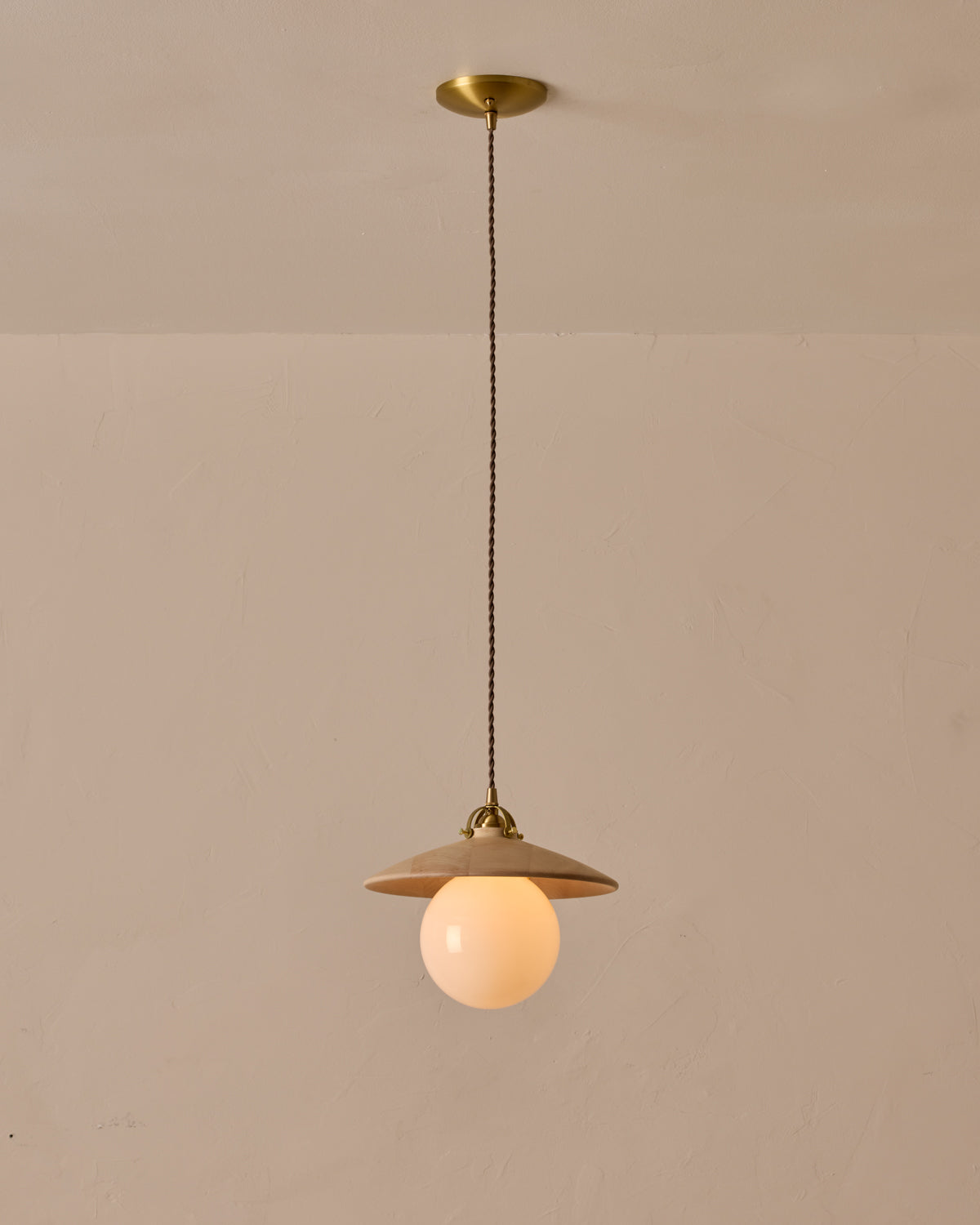 #shade-finish_clear maple #Cord-Color---Glass_brown Cord - white Globe