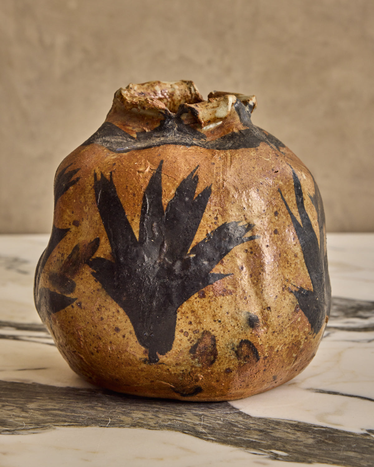 Crow Rim Ceramic Vase