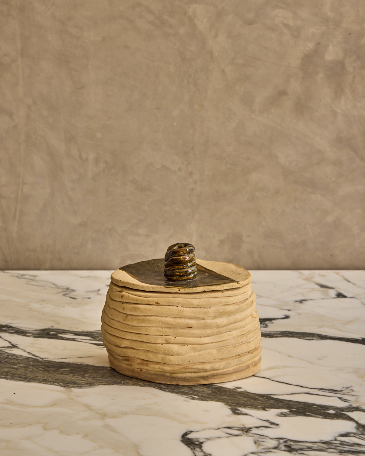 Lidded Coil Pot