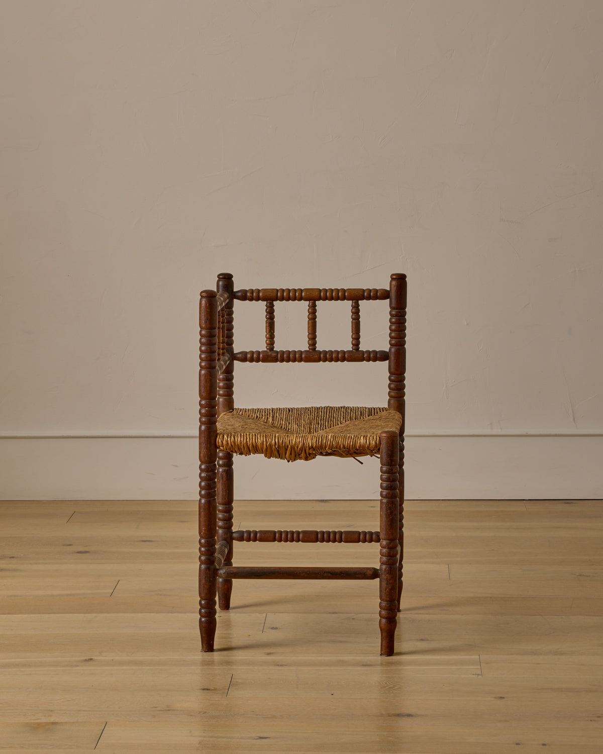 Corner Carved Bobbin Chair
