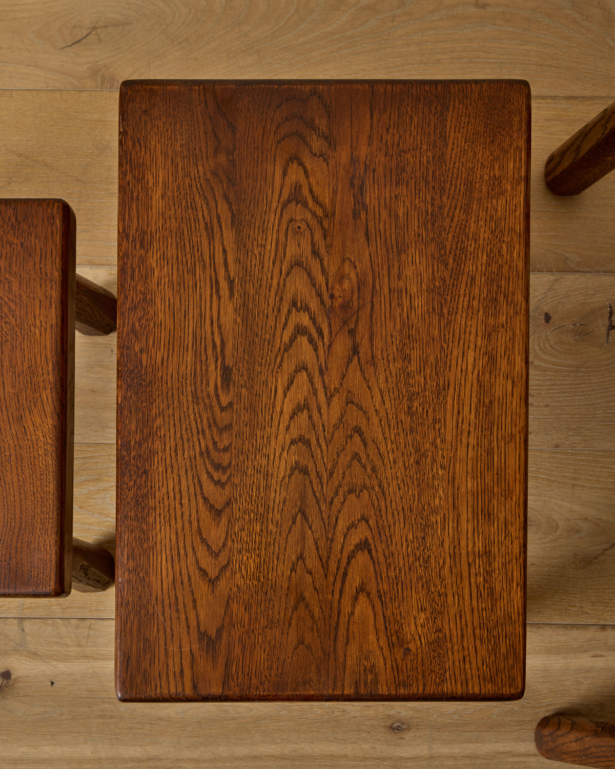 Set of Dark Oak Nesting Tables