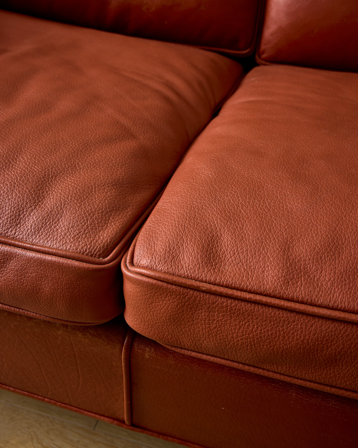 Red 2-Seater Leather Sofa