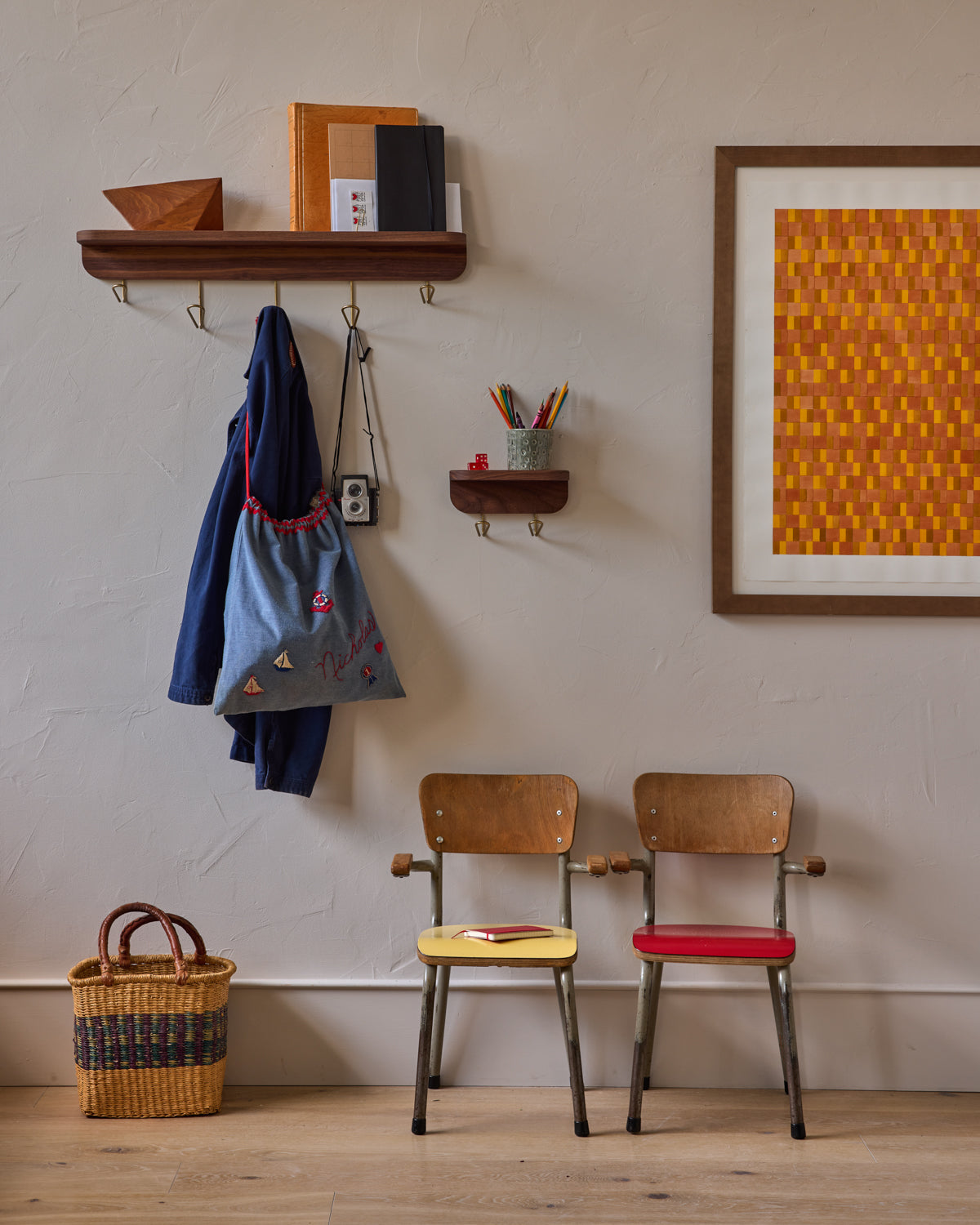 Bennett Wall Rack - Clear Maple