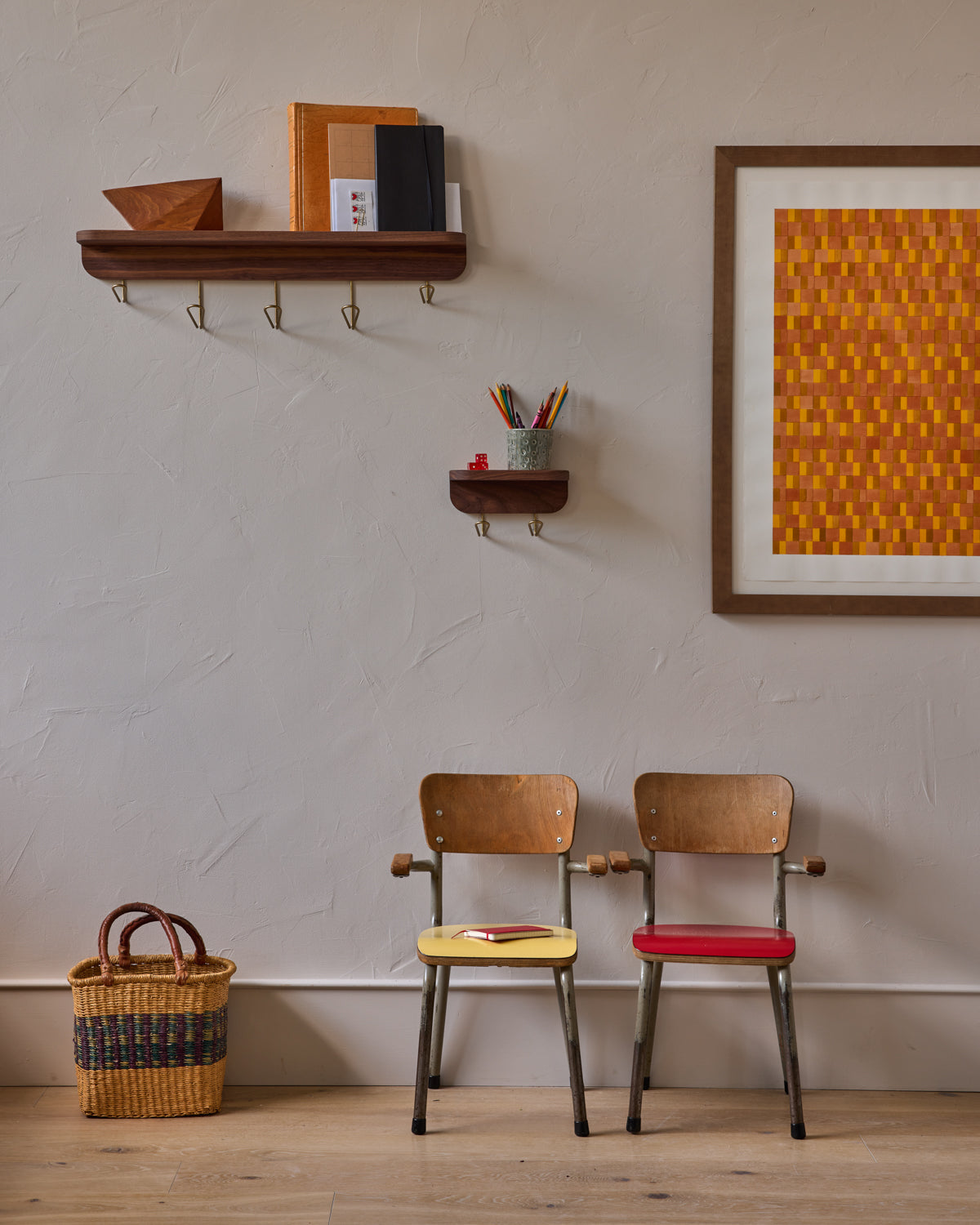 Bennett Wall Rack - Clear Maple