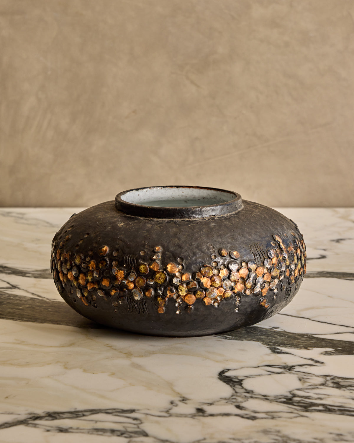 Texturized Horizon Vase