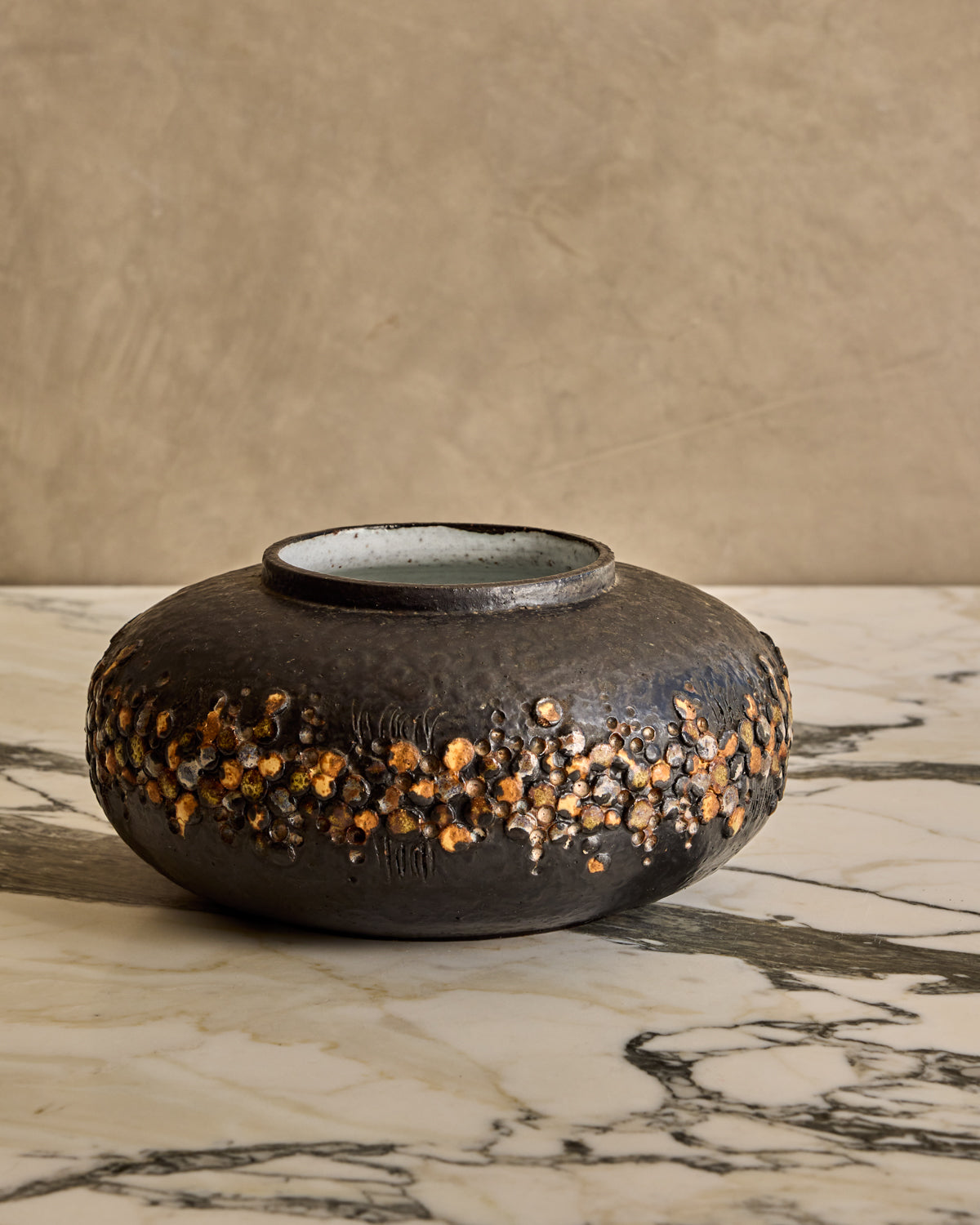 Texturized Horizon Vase