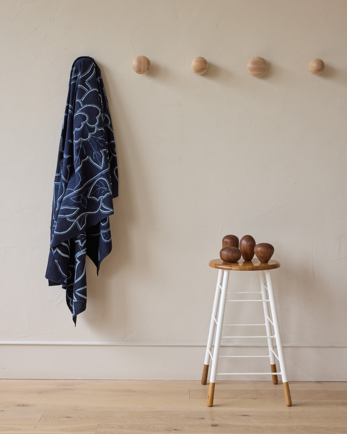 Liam Walnut Wall Peg