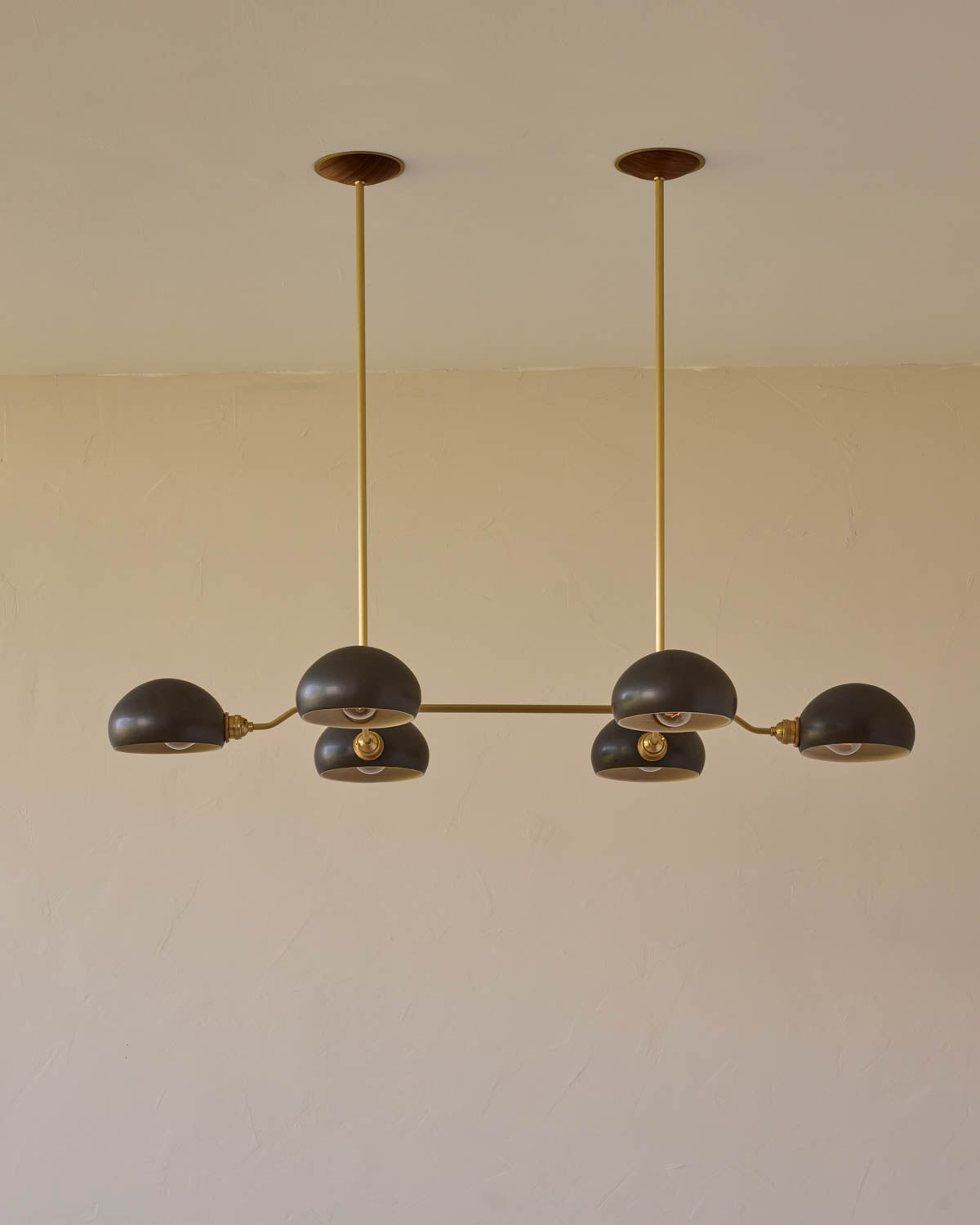 #shade-color_almost black #Metal-+-Wood-Finish_Satin Brass / Black Walnut
