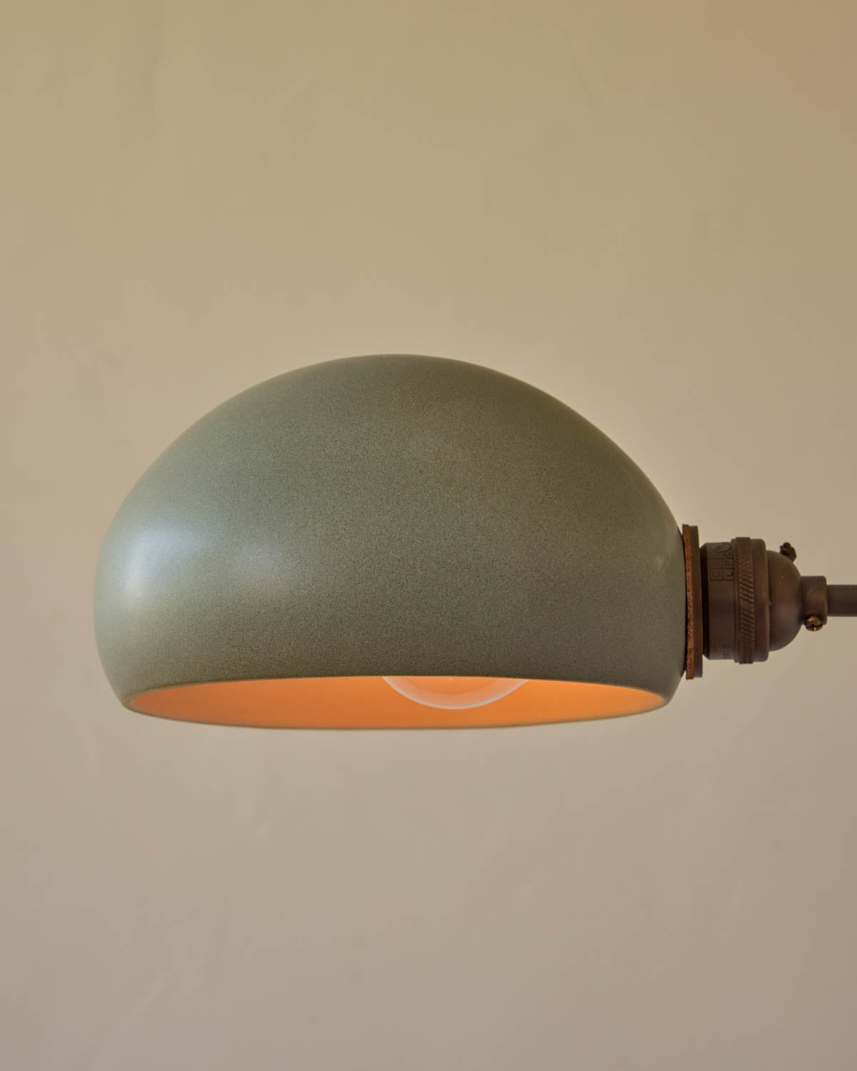 #shade-color_olivine #Metal-+-Wood-Finish_Antique Brass / Clear Maple