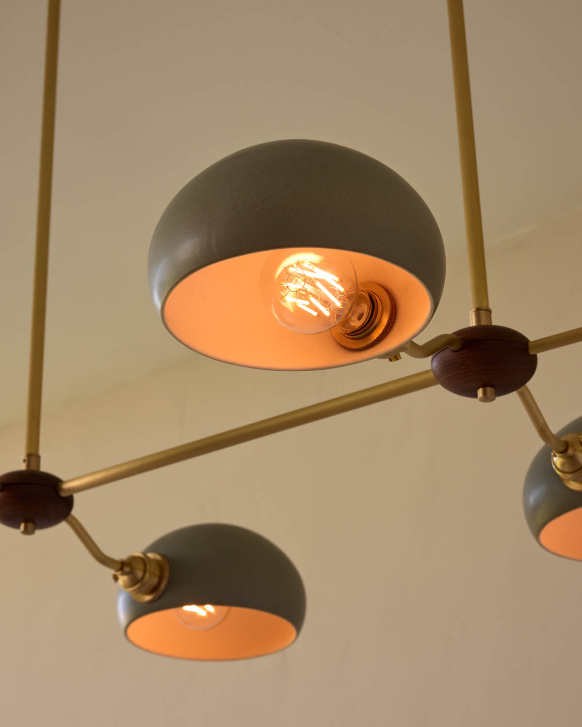 #shade-color_olivine #Metal-+-Wood-Finish_Satin Brass / Black Walnut