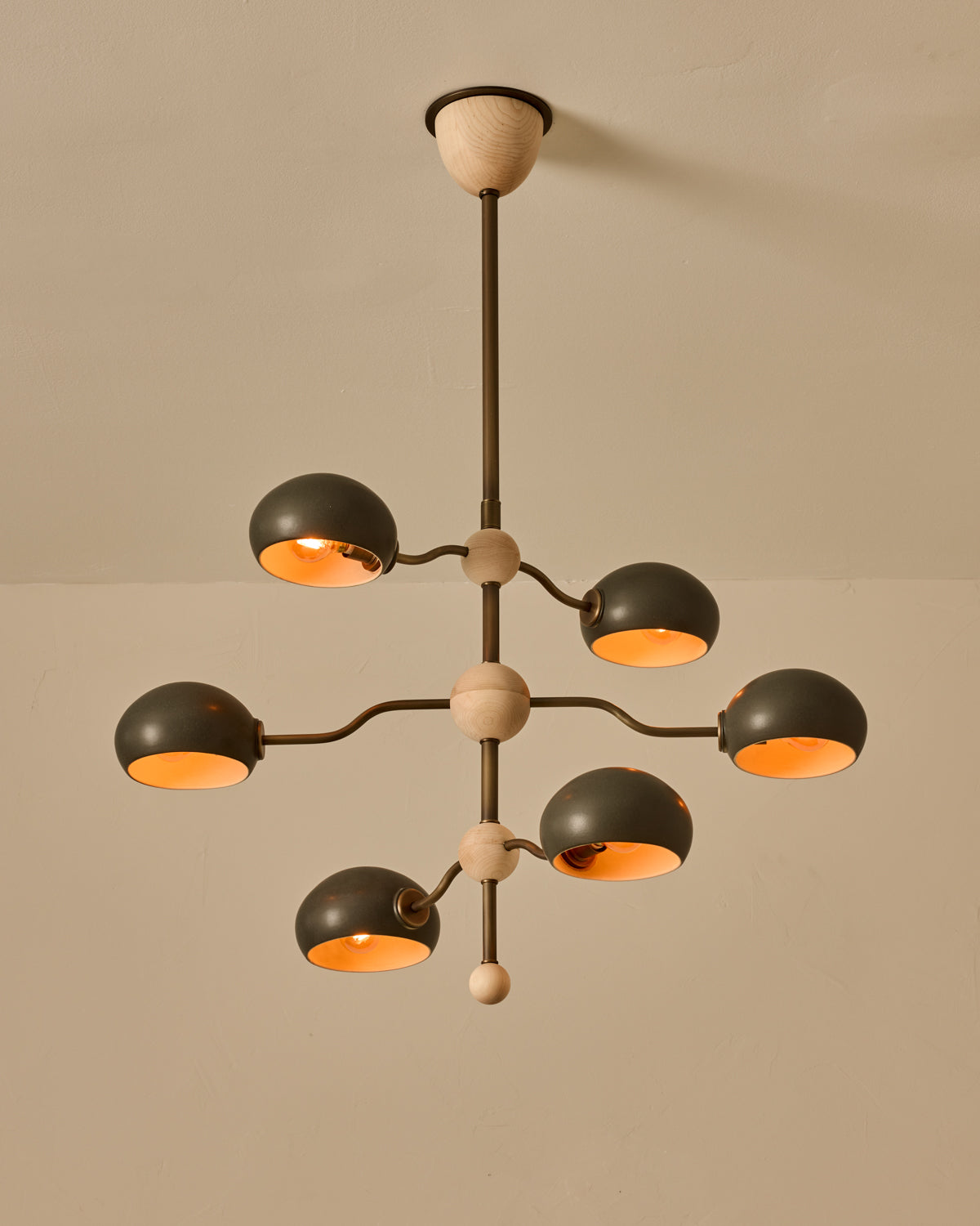 #shade-color_almost black #Metal-+-Wood-Finish_Antique Brass / Clear Maple