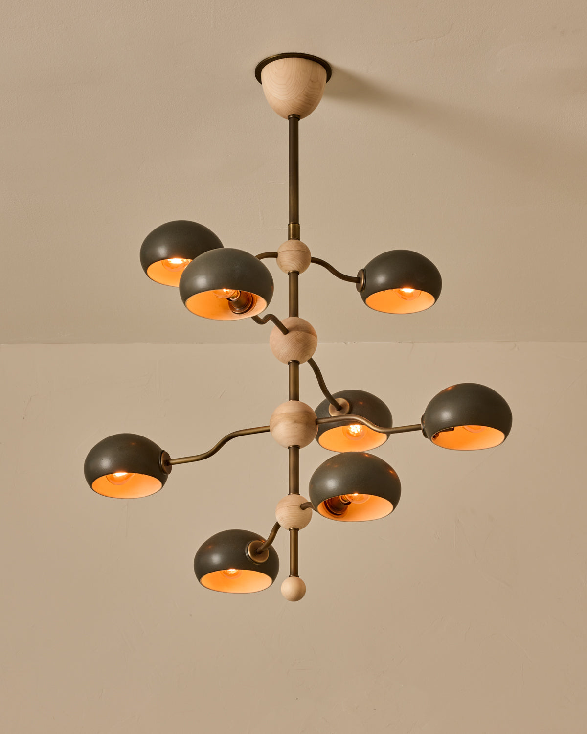 #shade-color_almost black #Metal-+-Wood-Finish_Antique Brass / Clear Maple