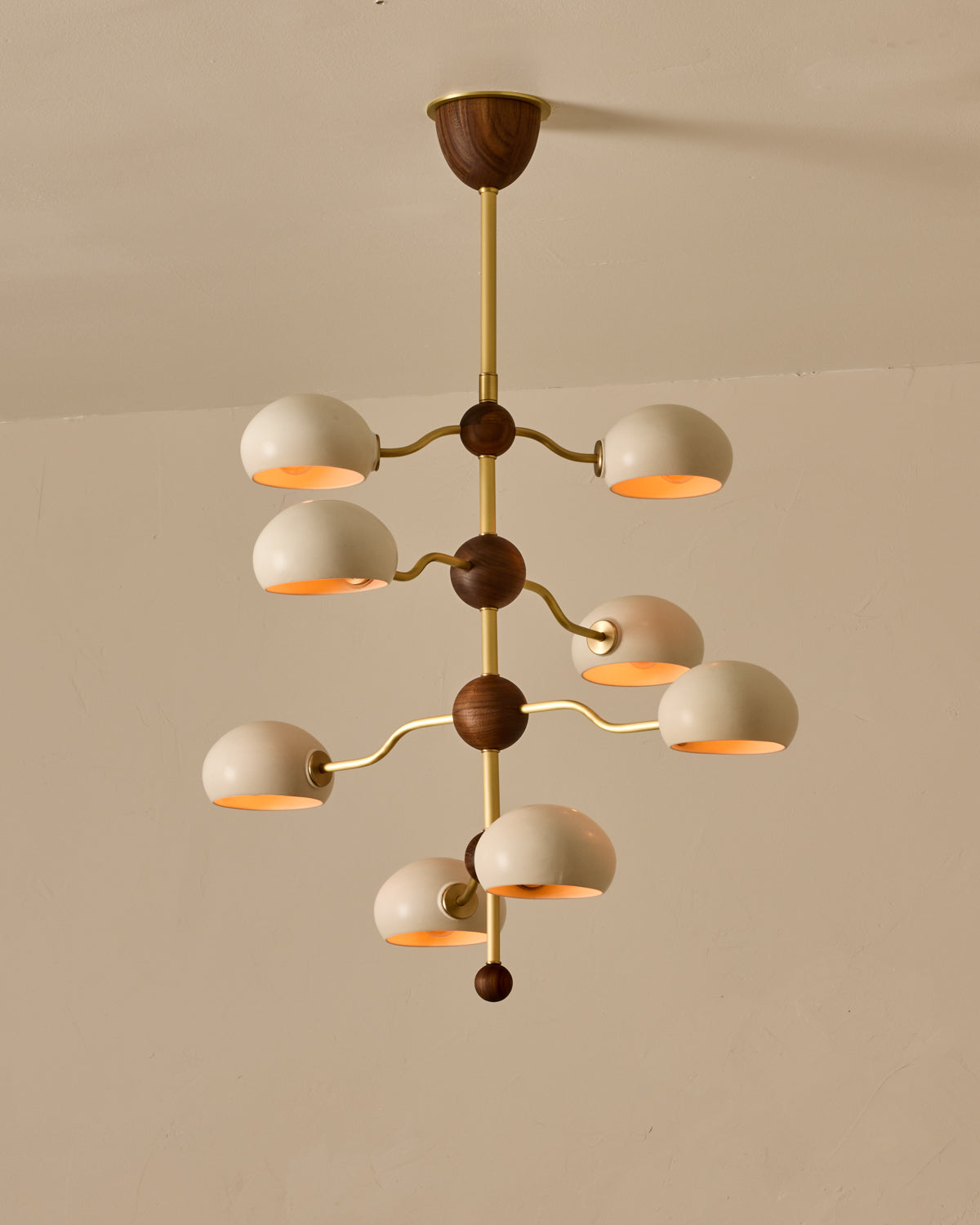 #shade-color_dove #Metal-+-Wood-Finish_Satin Brass / Black Walnut