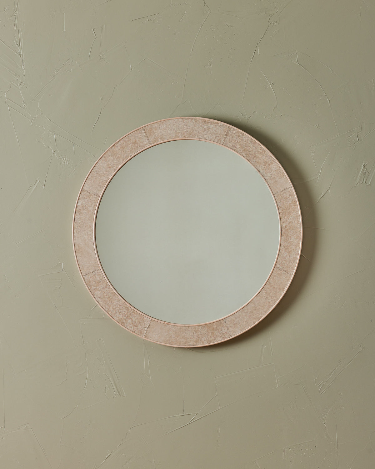 #leather-finish_au lait