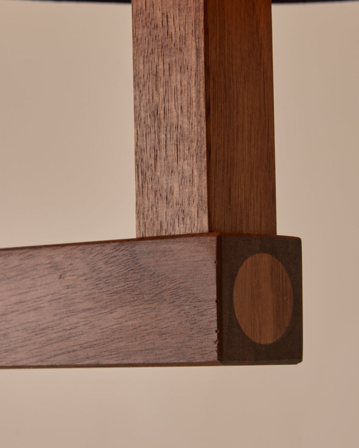 #wood-finish_black walnut