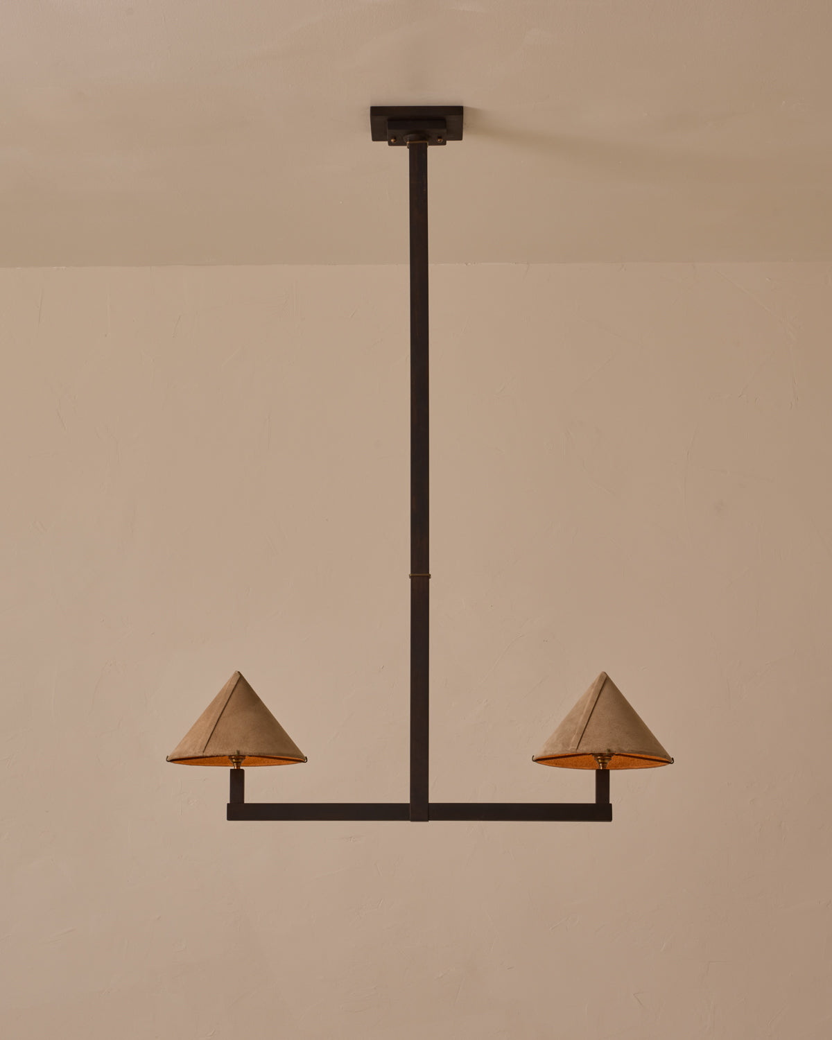 #wood-finish_dark wash maple #shade-finish_beige suede