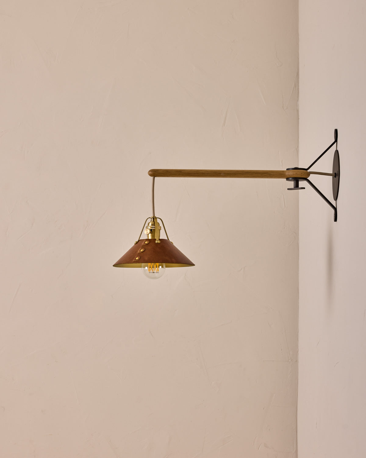 RTO Yaffa Swing Arm Wall Sconce