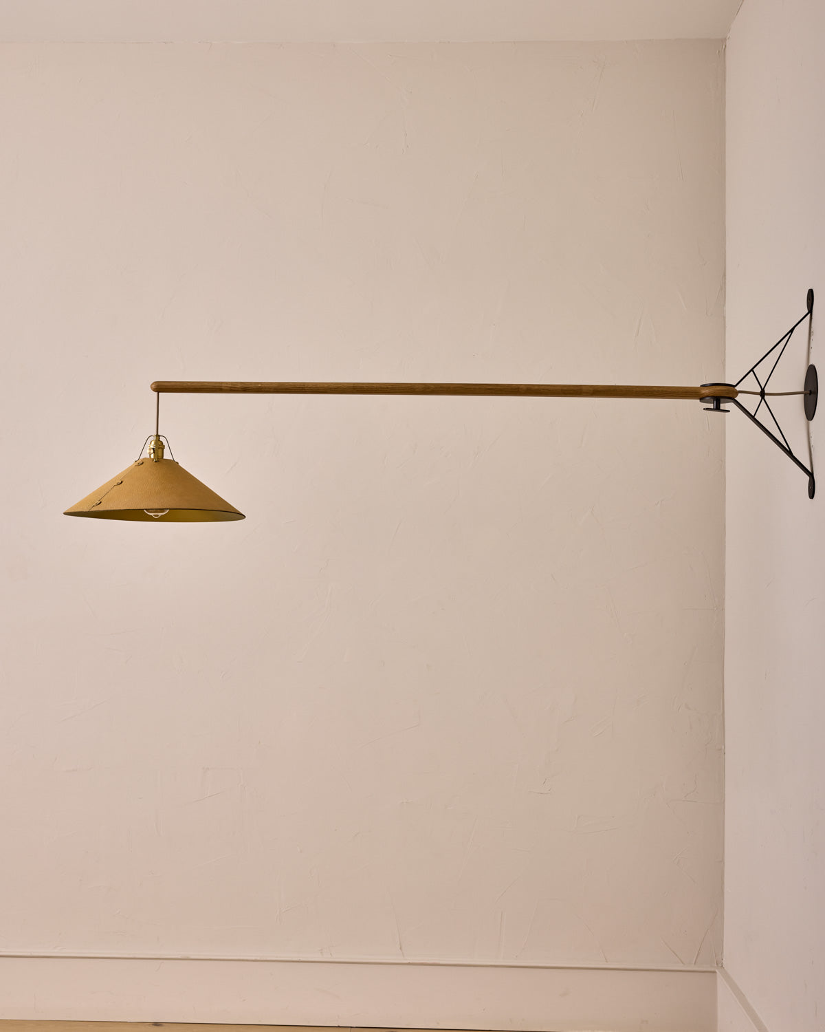 #leather-shade_natural #size_extra large #wiring_hardwired