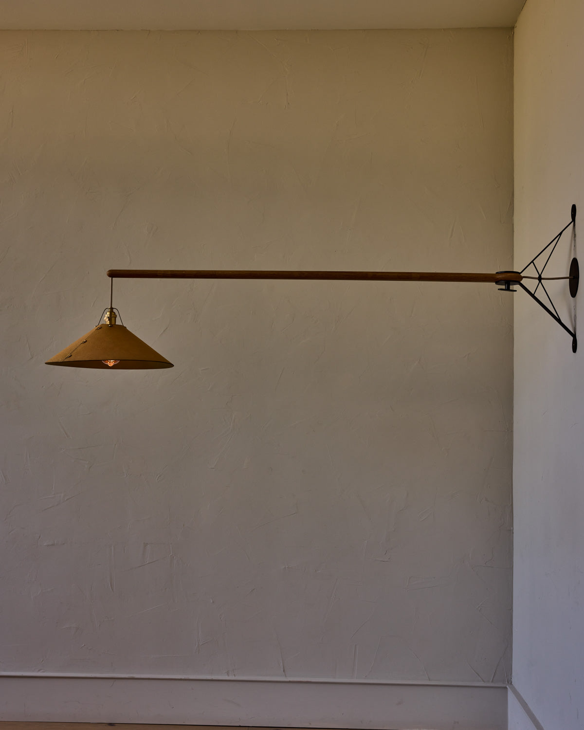 #leather-shade_natural #size_extra large #wiring_hardwired