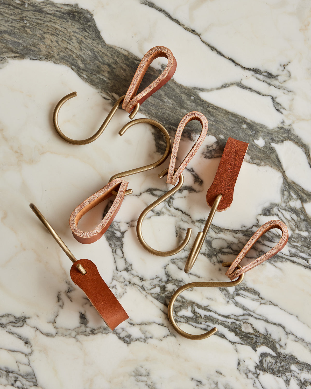 Ludlow Leather Hooks - Tan