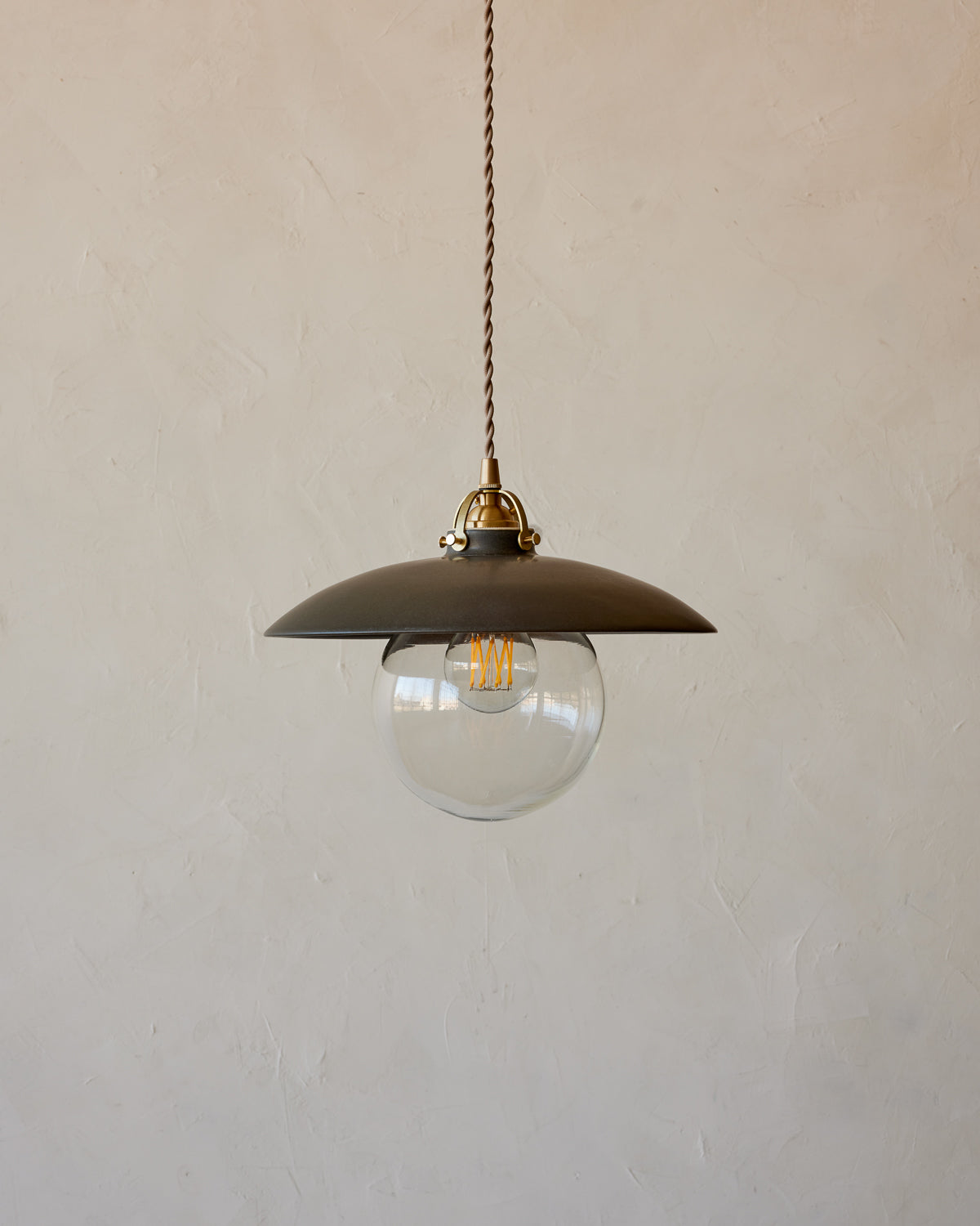 #shade-finish_almost black ceramic #Cord-Color---Glass_Beige Cord - Clear Globe