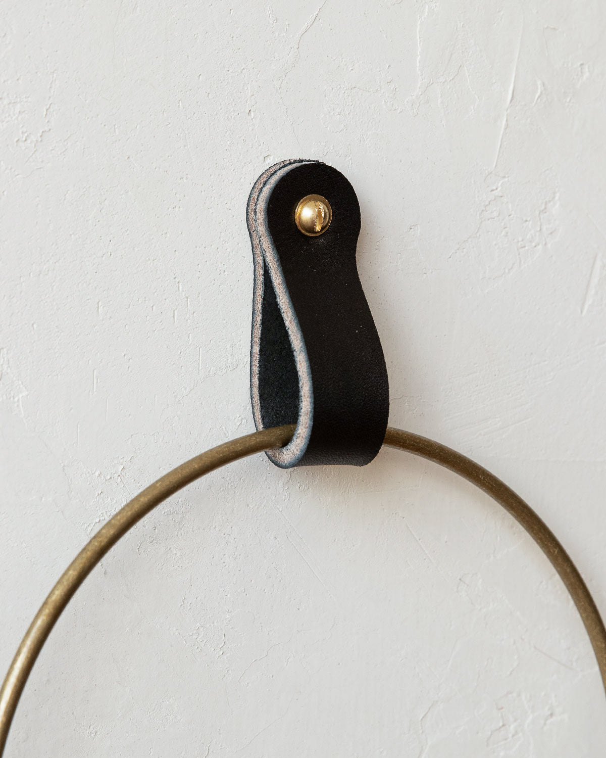 Ludlow Towel Ring - Black