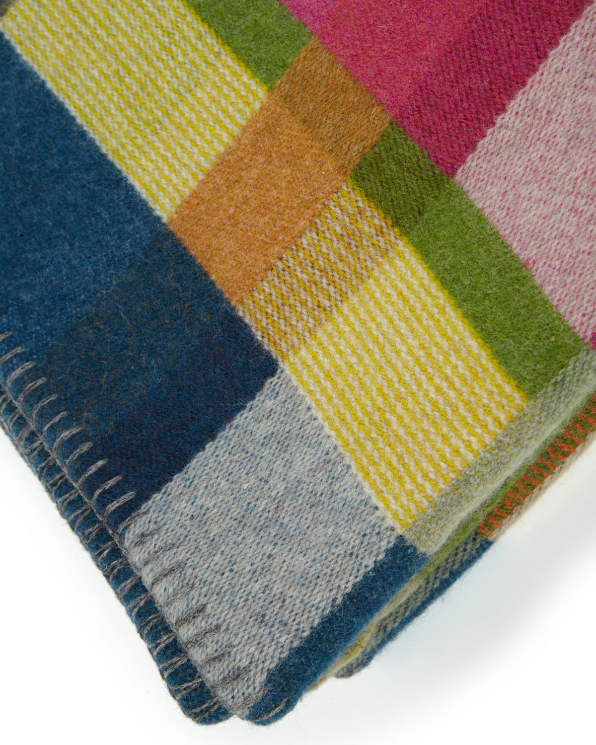 Gwynne Lambswool Block Throw