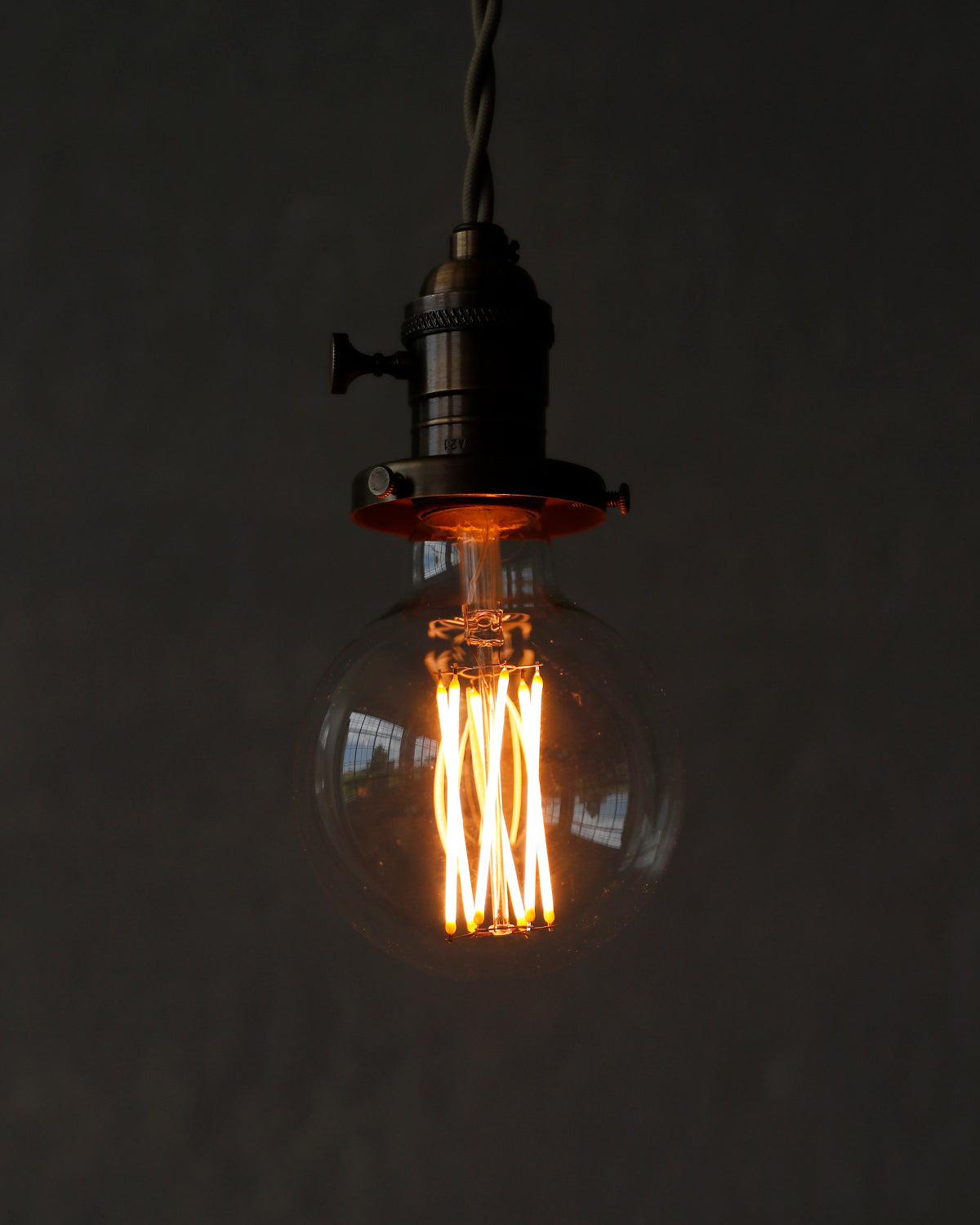 Elva 6 Watt Lightbulb - Tinted