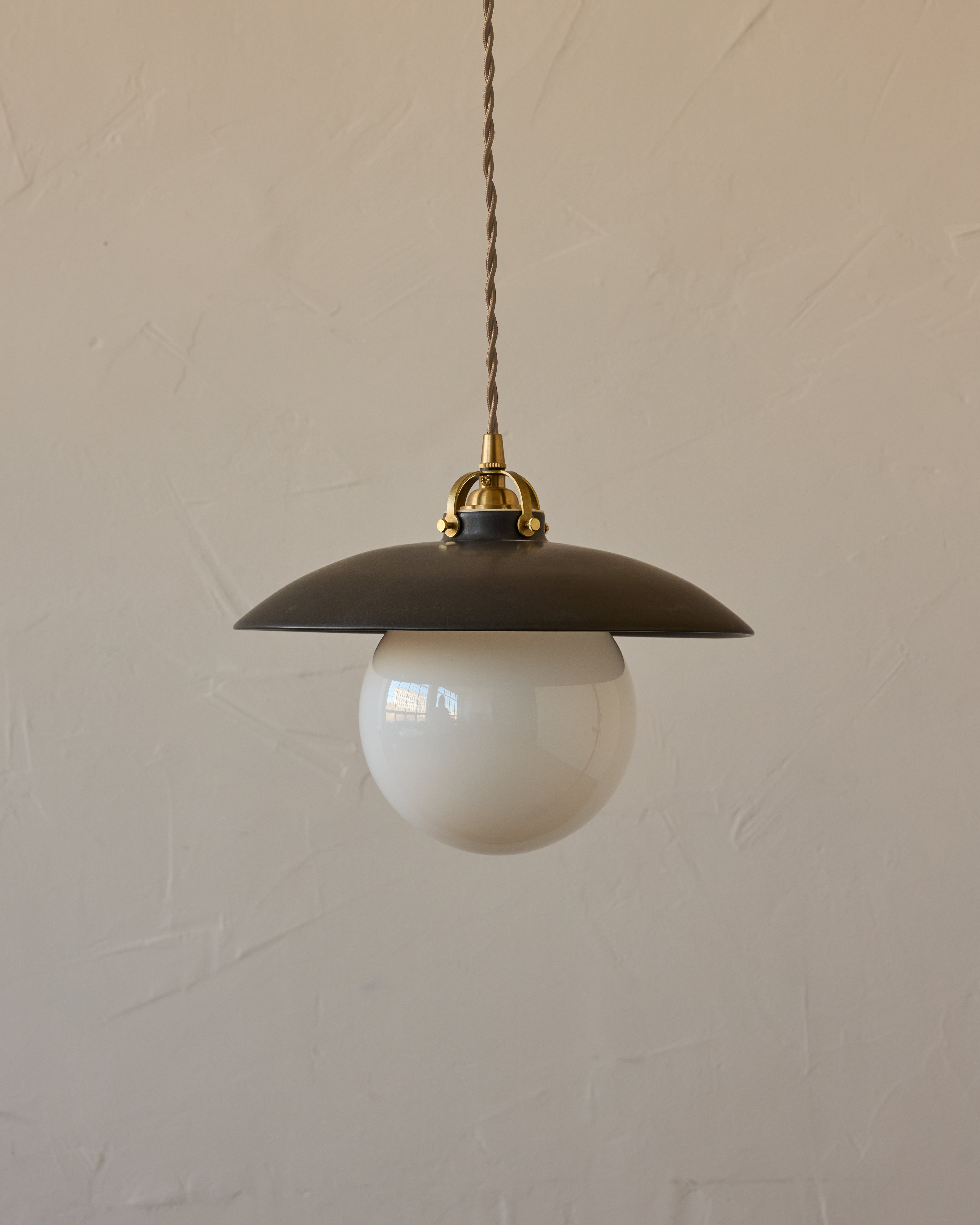 #shade-finish_almost black ceramic #Cord-Color---Glass_Beige Cord - White Globe