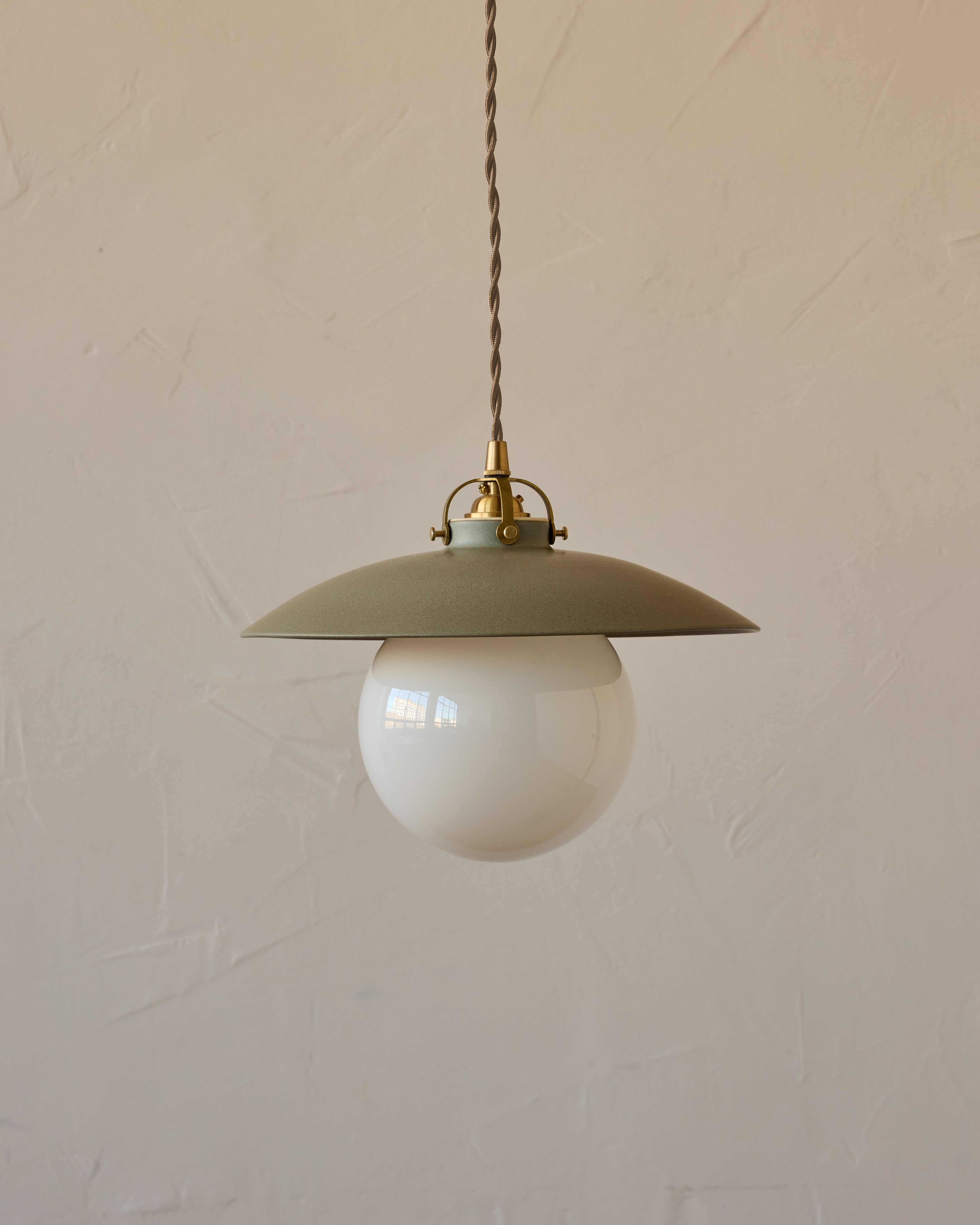 #shade-finish_olivine ceramic #Cord-Color---Glass_Beige Cord - White Globe