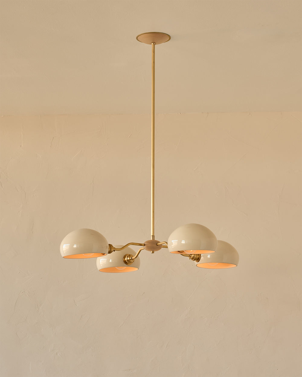 #shade-color_cream #Metal-+-Wood-Finish_Satin Brass / Clear Maple