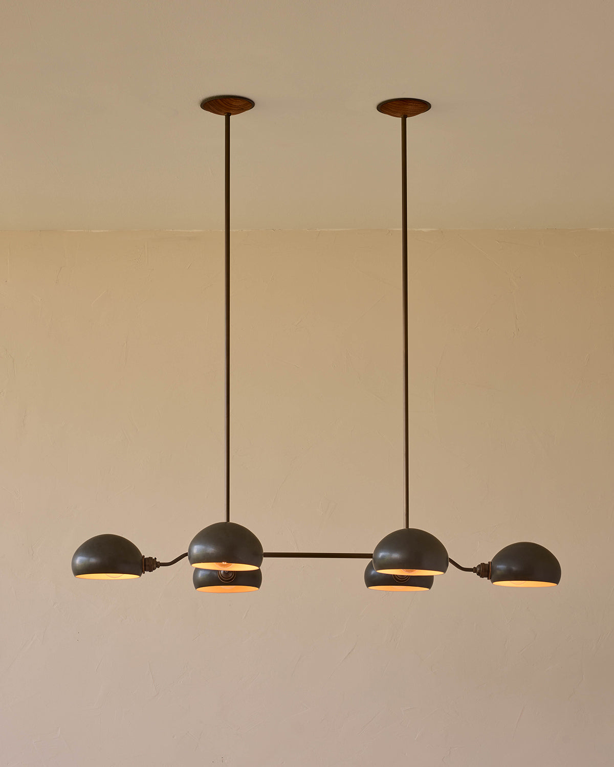 #shade-color_almost black #Metal-+-Wood-Finish_Antique Brass / Black Walnut