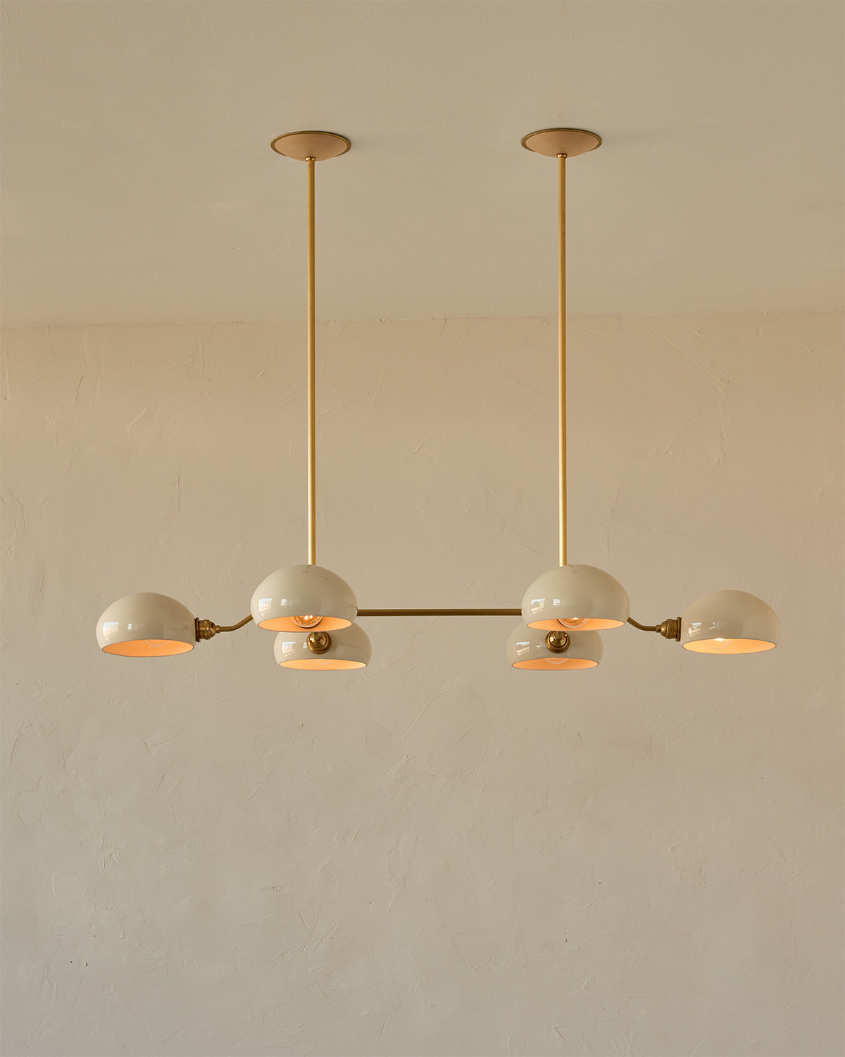 #shade-color_cream #Metal-+-Wood-Finish_Satin Brass / Clear Maple