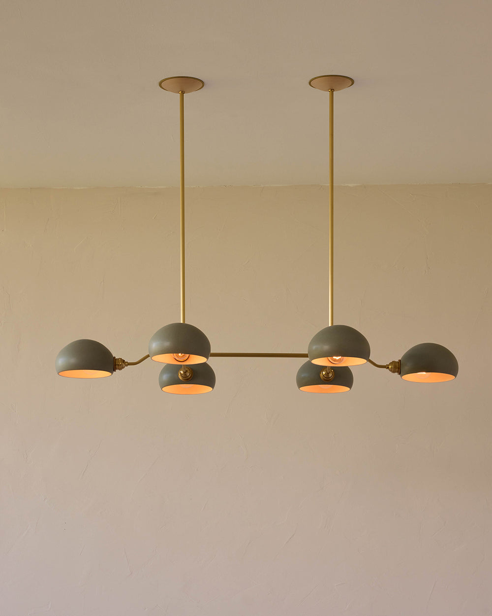 #shade-color_olivine #Metal-+-Wood-Finish_Satin Brass / Clear Maple