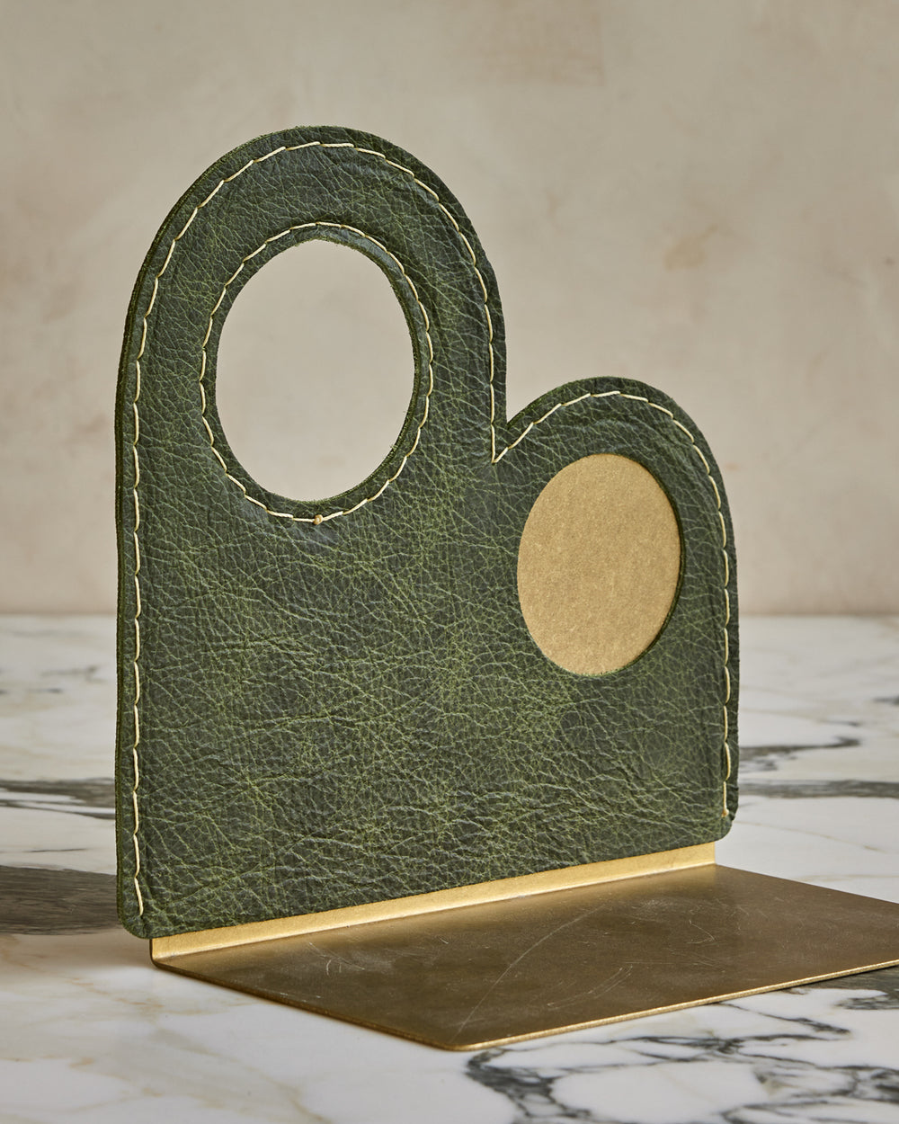 #leather-finish_juniper