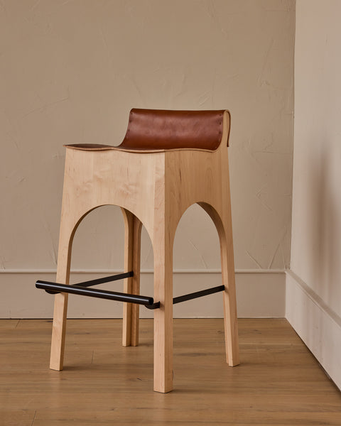 FURNITURE_JACKSTOOL_TAN_606FIN