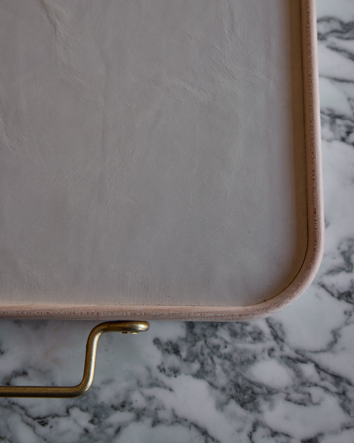#leather-finish_eggshell