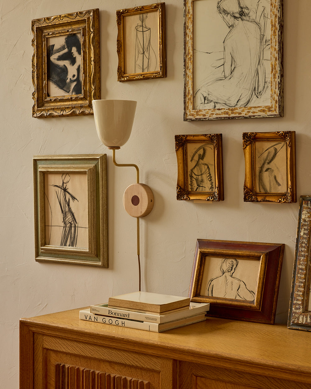 #shade-finish_cream #Metal-+-Wood-Finish_Satin Brass / Clear Maple #wiring_plug-in