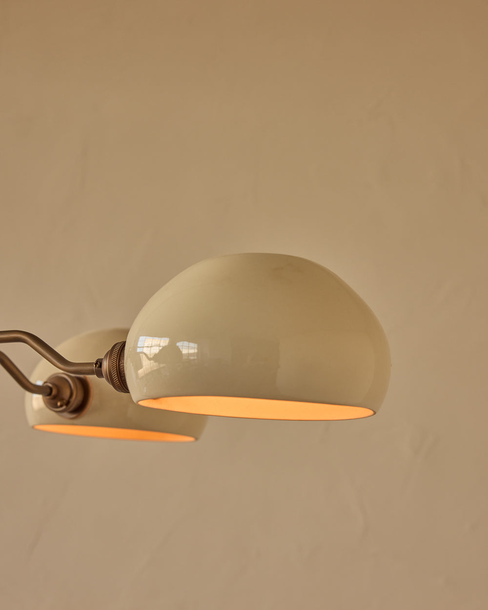#shade-color_cream #Metal-+-Wood-Finish_Antique Brass / Clear Maple