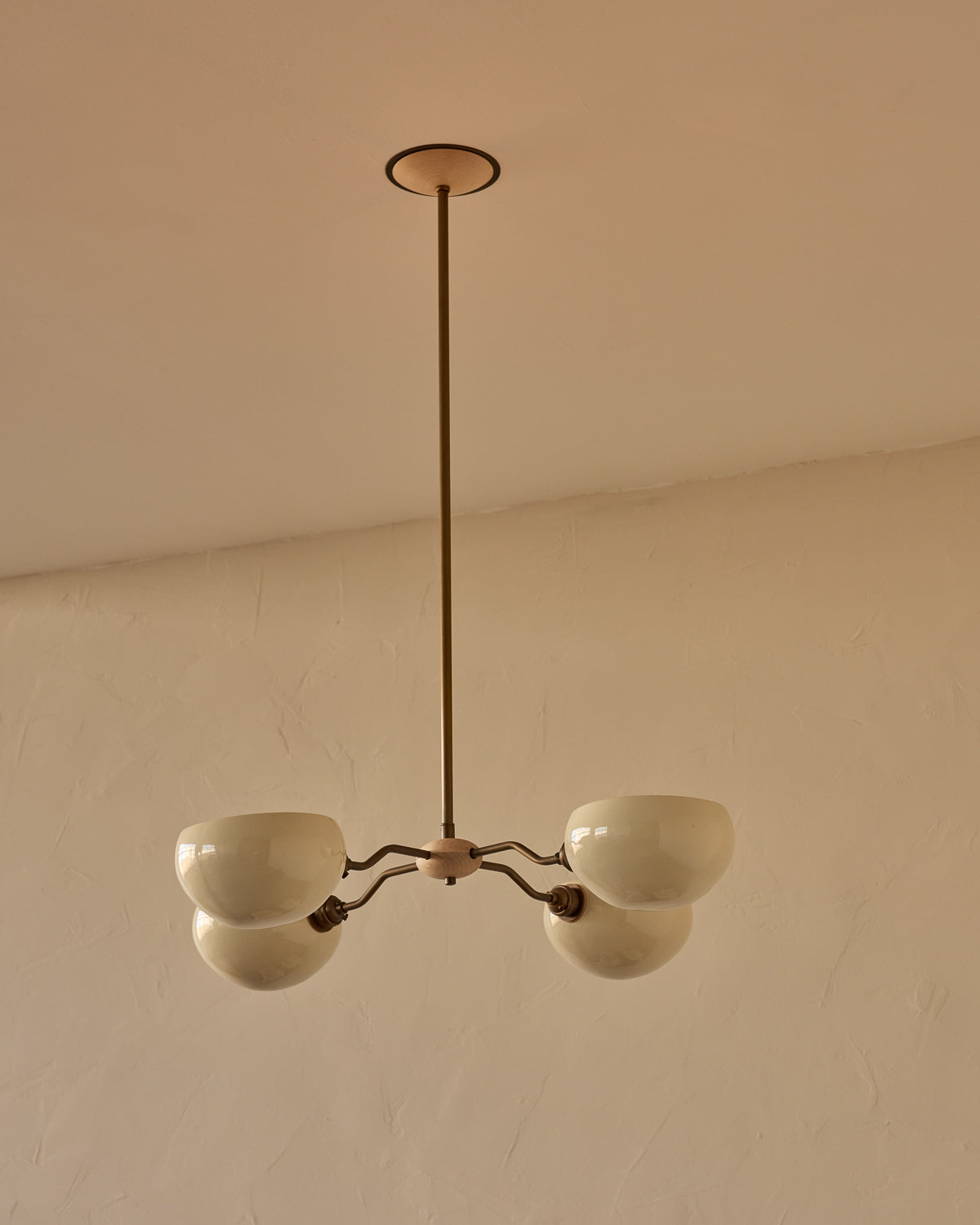 #shade-color_cream #Metal-+-Wood-Finish_Antique Brass / Clear Maple