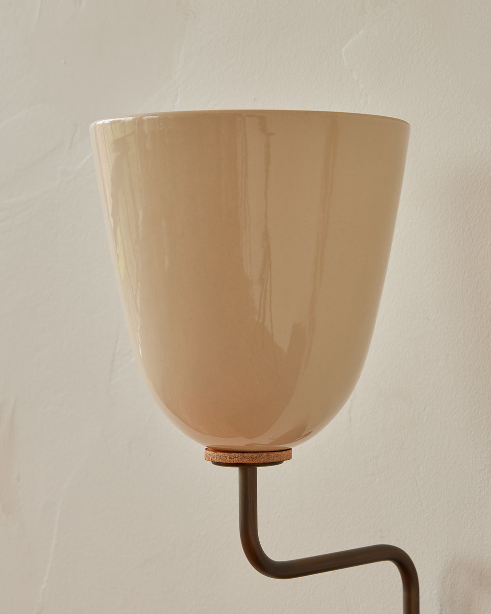 #shade-finish_cream #Metal-+-Wood-Finish_Antique Brass / Clear Maple
