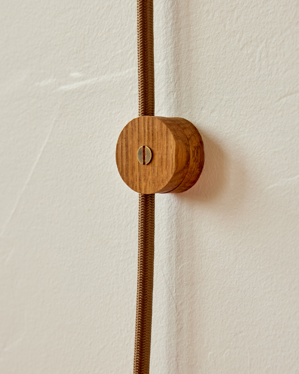 #wiring_plug-in