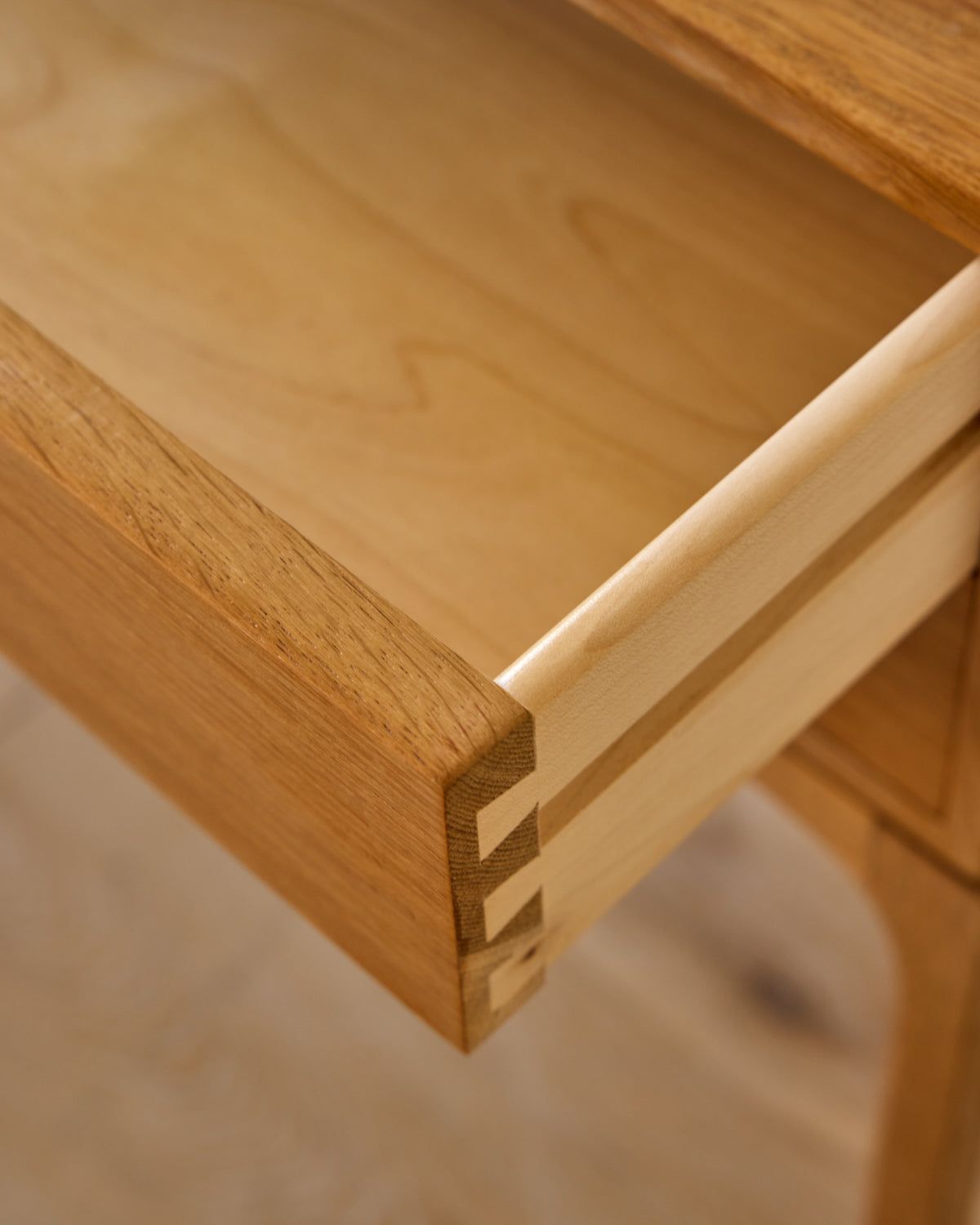 Oak Chest of Drawers